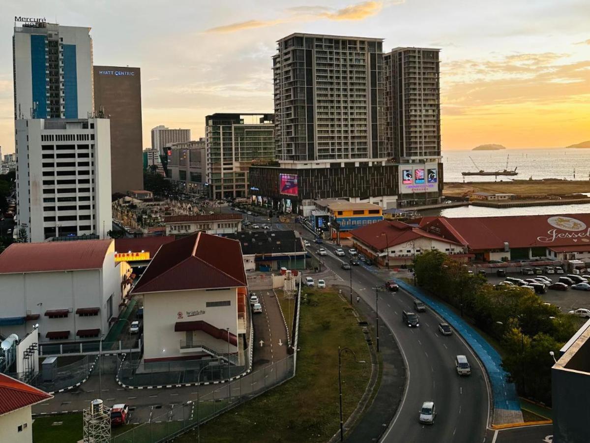 Botiza Suites At Jesselton Quay Kota Kinabalu Exteriér fotografie