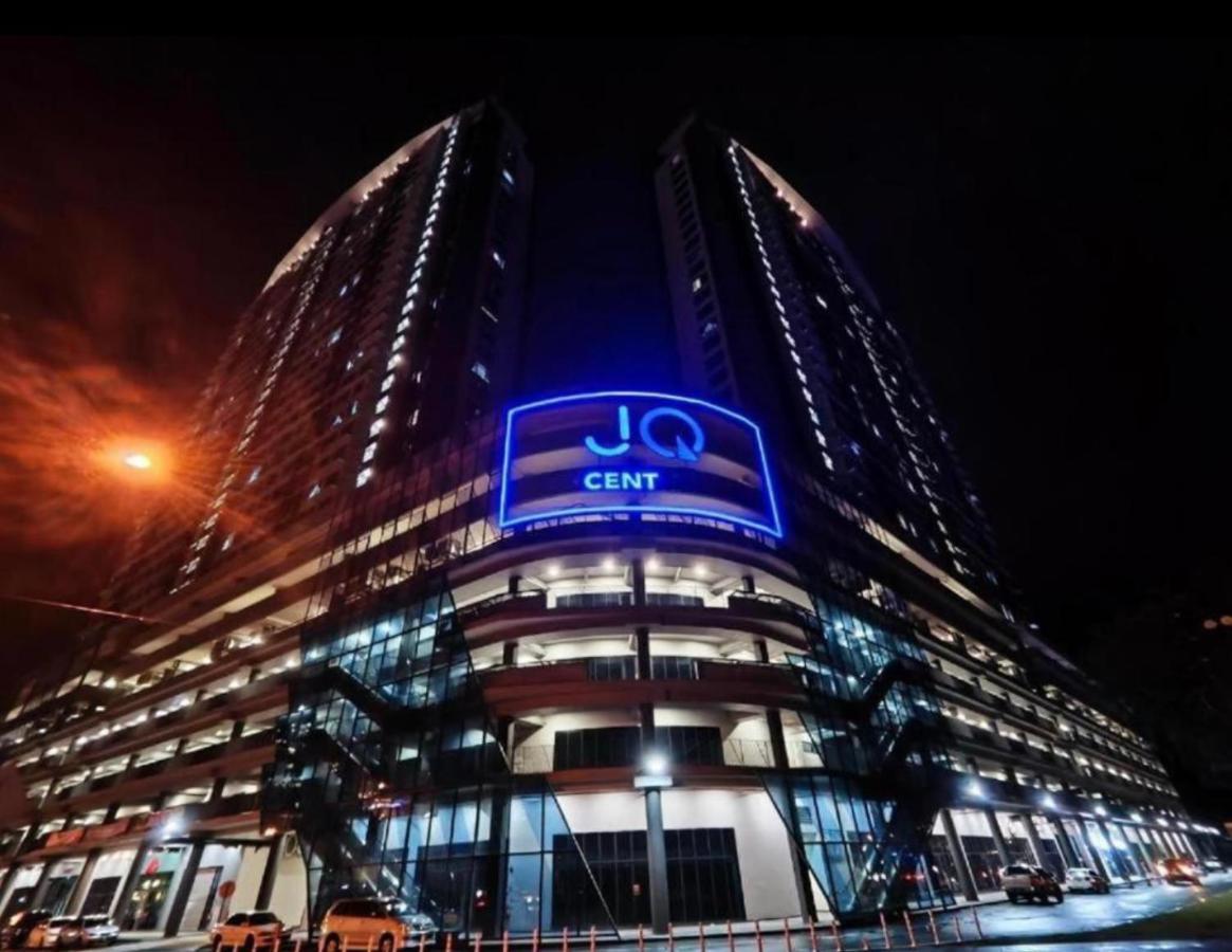 Botiza Suites At Jesselton Quay Kota Kinabalu Exteriér fotografie